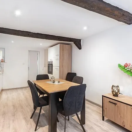 Feussner Dom wakacyjny